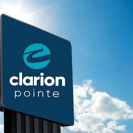 Clarion Pointe Jamestown - Falconer Екстер'єр фото