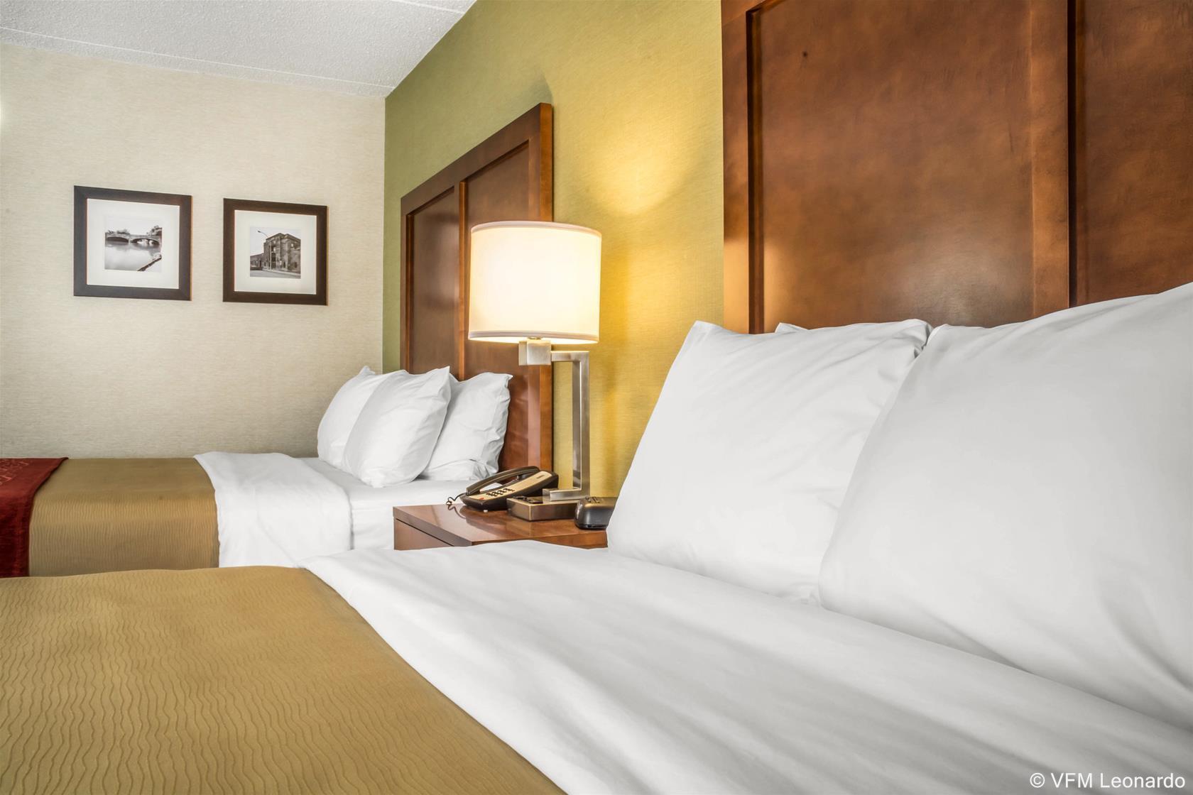 Clarion Pointe Jamestown - Falconer Екстер'єр фото