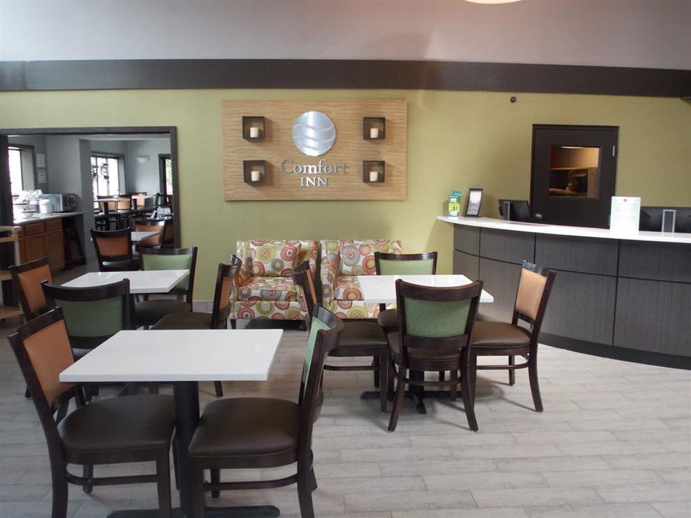 Clarion Pointe Jamestown - Falconer Екстер'єр фото