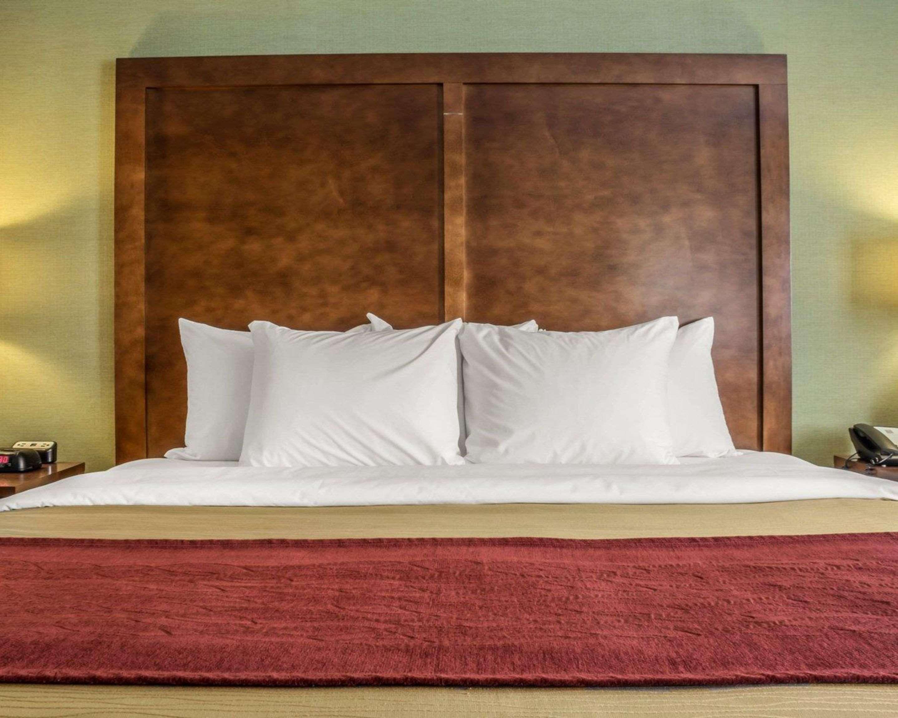 Clarion Pointe Jamestown - Falconer Екстер'єр фото
