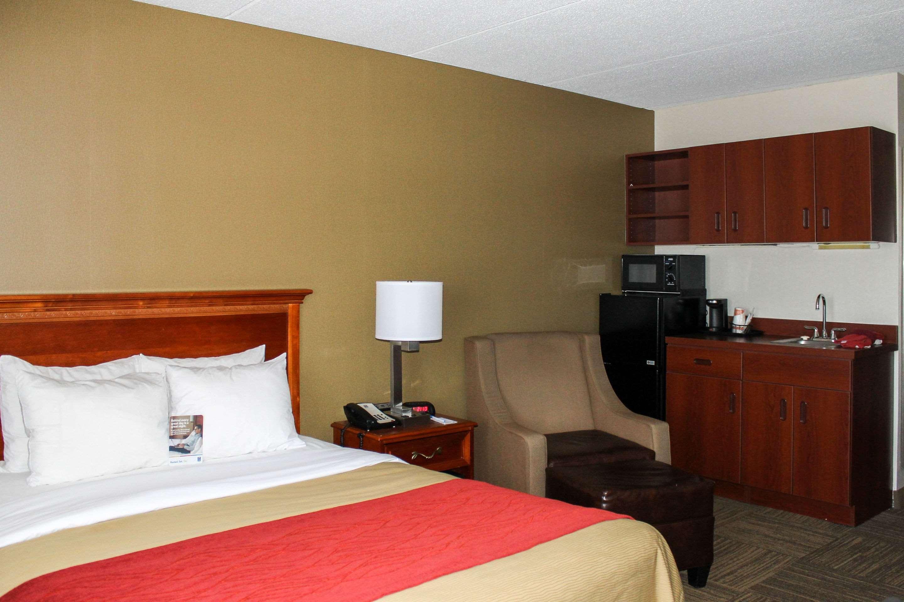 Clarion Pointe Jamestown - Falconer Екстер'єр фото