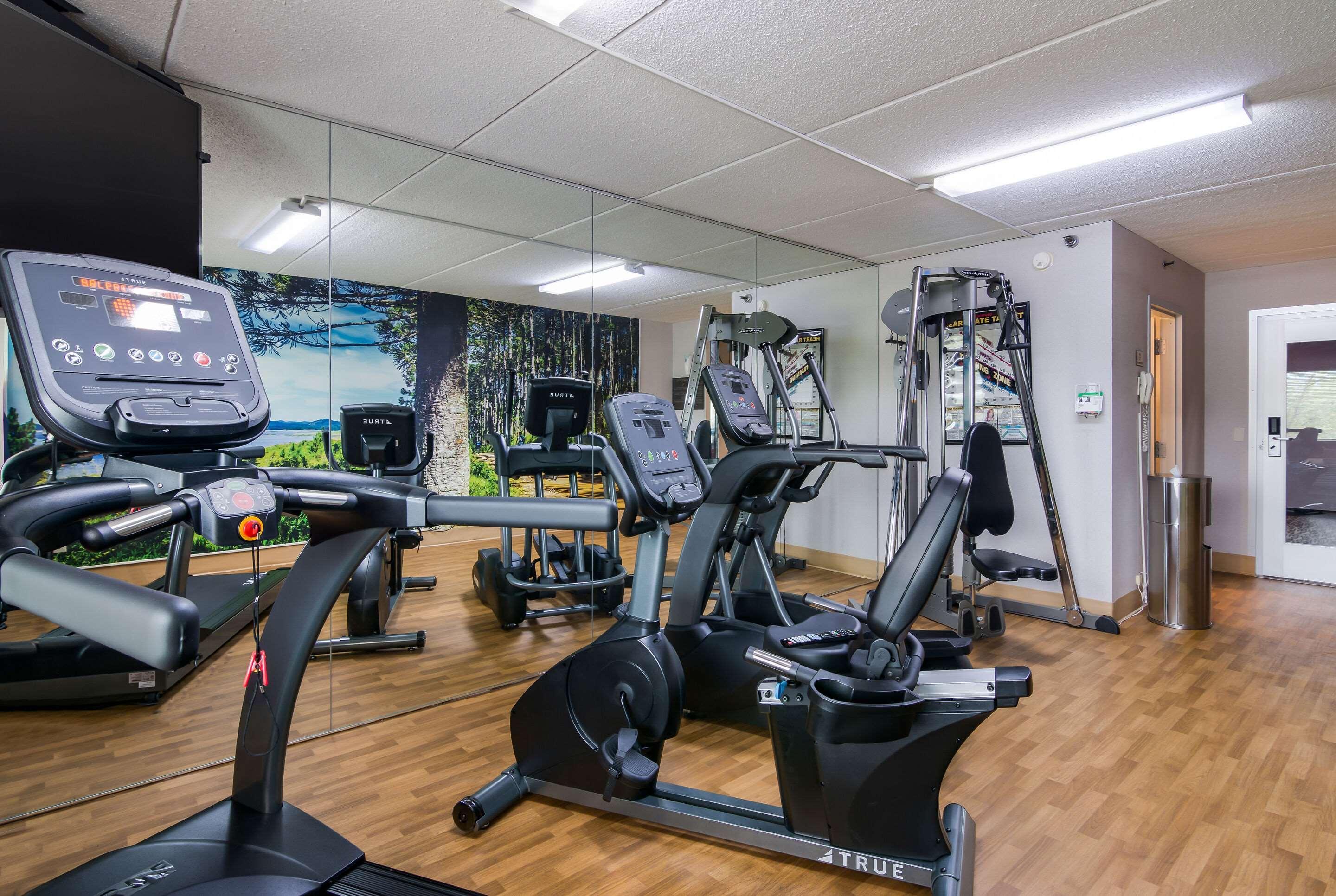 Clarion Pointe Jamestown - Falconer Екстер'єр фото