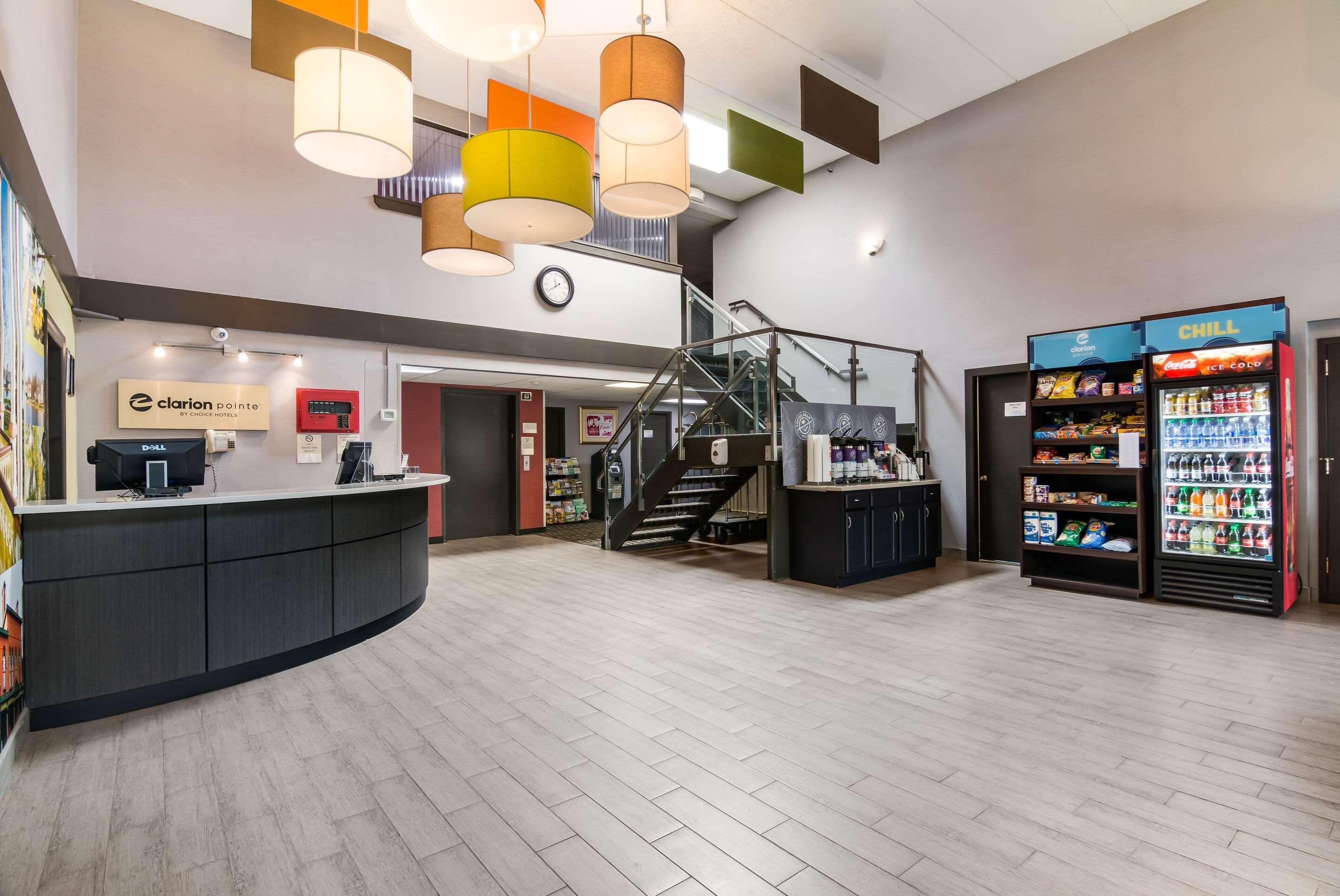Clarion Pointe Jamestown - Falconer Екстер'єр фото