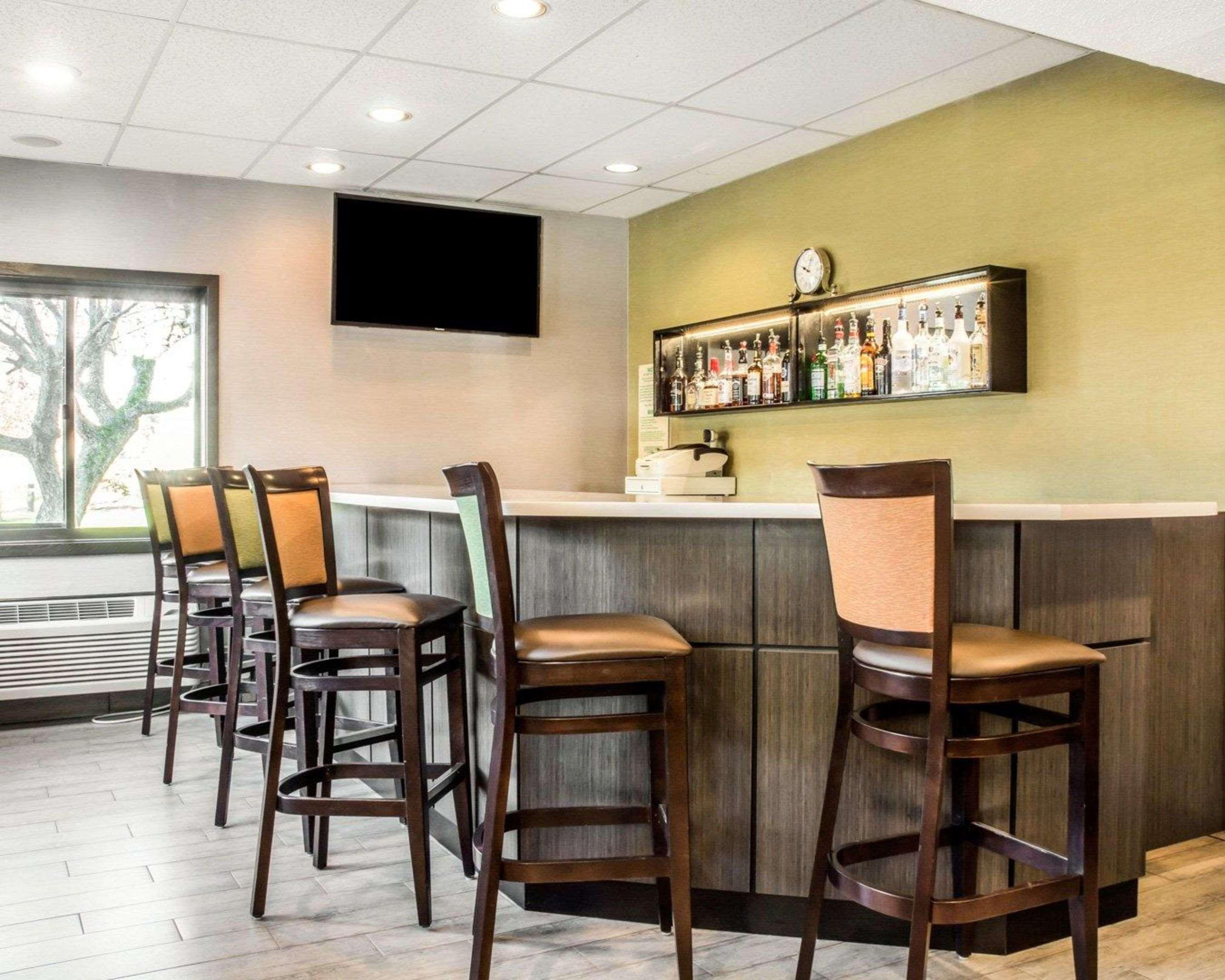 Clarion Pointe Jamestown - Falconer Екстер'єр фото