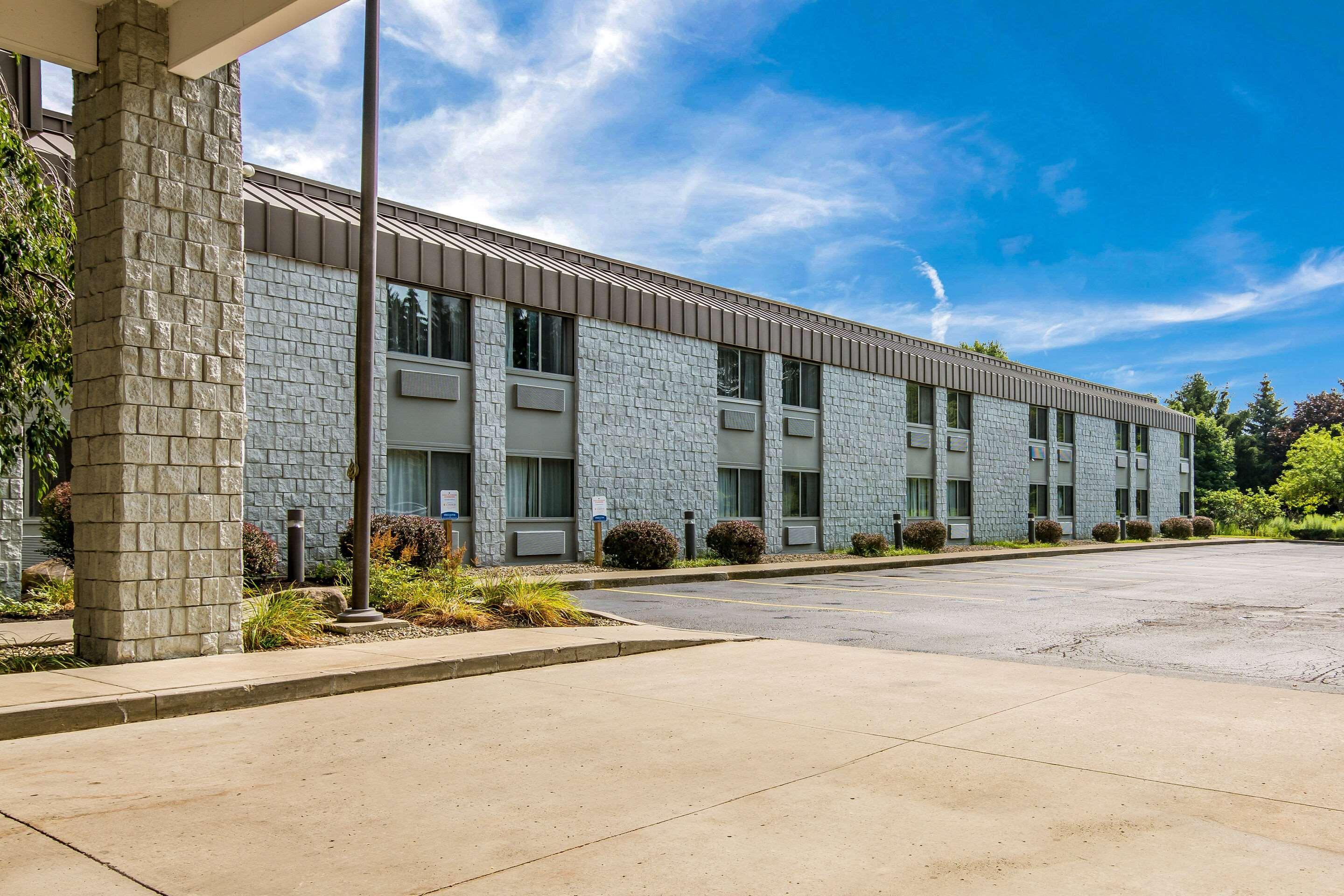 Clarion Pointe Jamestown - Falconer Екстер'єр фото